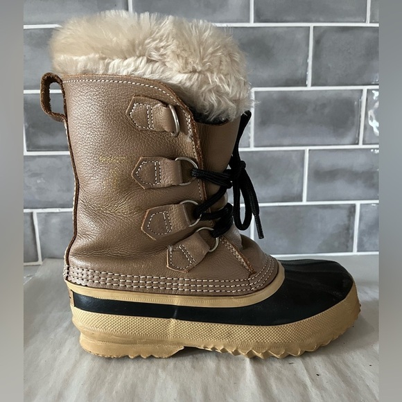 Vintage Sorel Winter Boots Women's Size 5 Wool Lining Leather Upper Rubber Sole - Picture 1 of 11